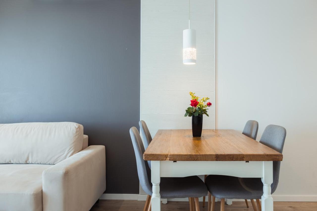 Apartments Simun เบรลา ภายนอก รูปภาพ